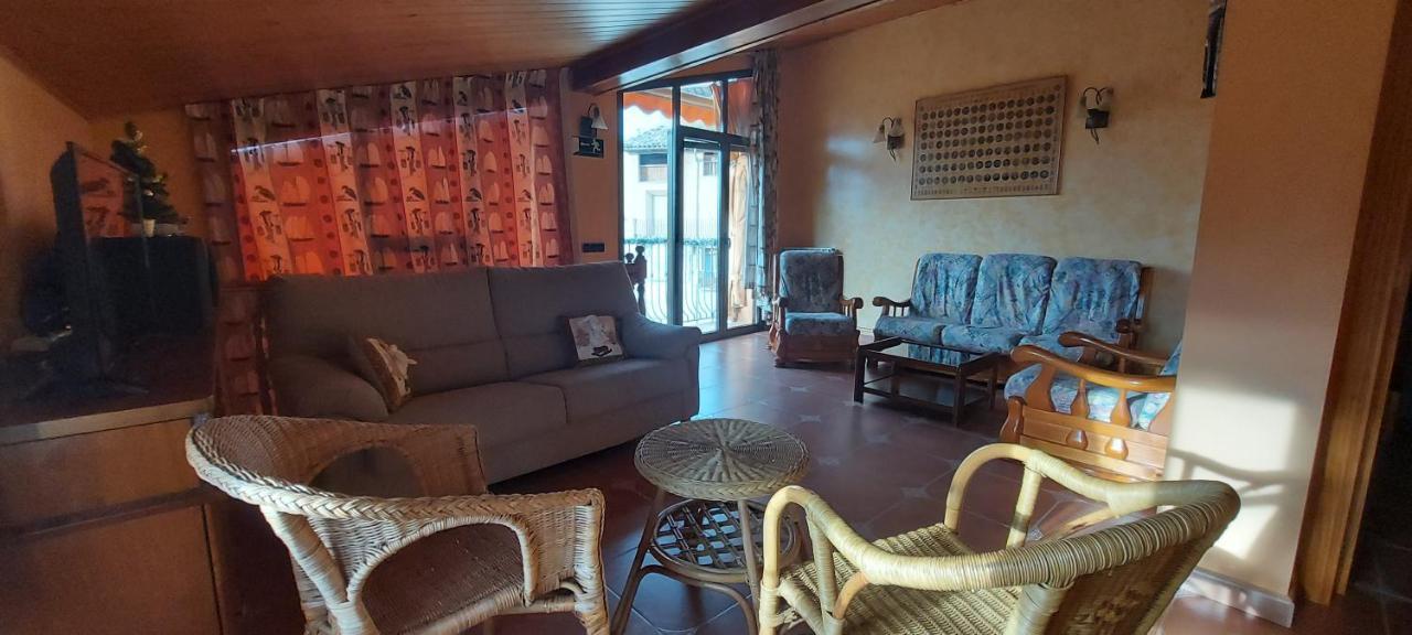 Casa Feliz Duplex Y Apartamento Rural Torres del Obispo エクステリア 写真